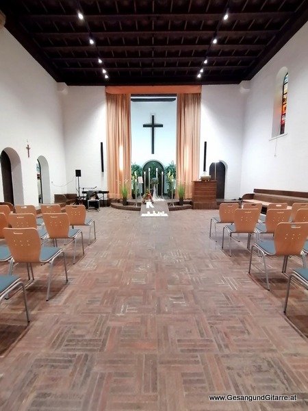 Friedhof Aussegnungshalle Lindau Aeschach Trauerfeier Beerdigung Verabschiedung Vorarlberg Musik Kirche Trauersängerin Sängerin mit Gitarre www.trauer-musik.at www.gesangundgitarre.at Gesang Gitarre Yvonne Brugger Trauersängerin KirchensängerinFriedhof Aussegnungshalle Lindau Aeschach Trauerfeier Beerdigung Verabschiedung Vorarlberg Musik Kirche Trauersängerin Sängerin mit Gitarre www.trauer-musik.at www.gesangundgitarre.at Gesang Gitarre Yvonne Brugger Trauersängerin Kirchensängerin