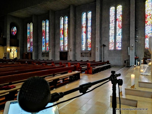 Kirche Erlöserkirche Rheindorf Lustenau Vorarlberg Trauerfeier Beerdigung Verabschiedung Musik Kirche Solomusikerin Sängerin mit Gitarre www.trauer-musik.at www.gesangundgitarre.at Gesang Gitarre Yvonne Brugger Trauersängerin Kirchensängerin Kirche Trauerfeier Beerdigung Verabschiedung Vorarlberg Musik Kirche Trauersängerin Sängerin mit Gitarre www.trauer-musik.at www.gesangundgitarre.at Gesang Gitarre Yvonne Brugger Trauersängerin Kirchensängerin