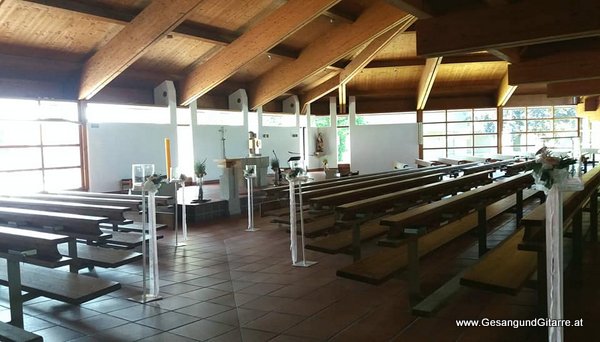Sängerin Hochzeitssängerin Yvonne Brugger Musik Vorarlberg Kirche Fussach