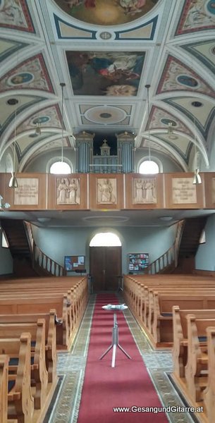 Sängerin Trauersängerin Yvonne Brugger Musik Totenwache Kirche Langen Bregenz
