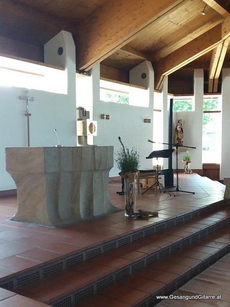 Sängerin Hochzeitssängerin Yvonne Brugger Musik Vorarlberg Kirche Fussach