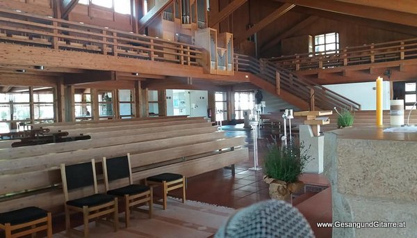 Sängerin Hochzeitssängerin Yvonne Brugger Musik Vorarlberg Kirche Fussach
