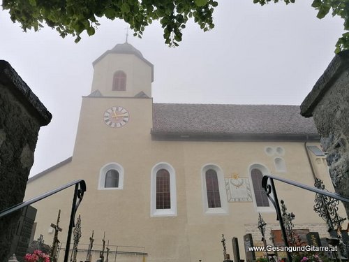 Sängerin Hochzeitssängerin Yvonne Brugger Trauung Hochzeit Musik Vorarlberg Kirche Viktorsberg
